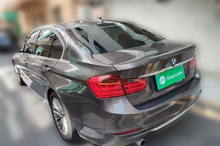 Used BMW 3 Series 2013 Facelifted 320Li Luxury Design Package
