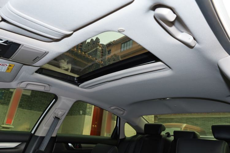 Used Honda Accord 2022 260TURBO Luxury Edition Interior 9