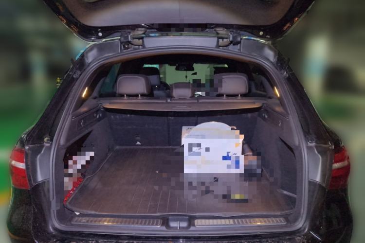 Used Mercedes-Benz GLC 2016 GLC 260 4MATIC Dynamic Edition Trunk