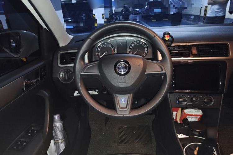 Used Skoda Rapid Spaceback 2016 1.6L Manual Trend Edition
