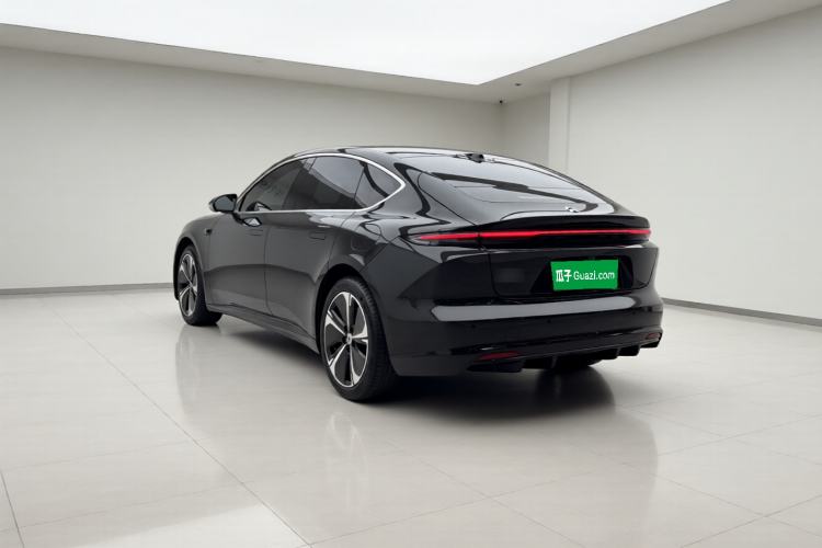 Used Nio ET5 2025 75 kWh Exterior 2