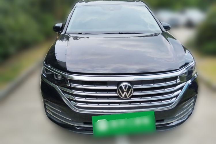 Used Volkswagen Viloran 2024 380TSI Premium Edition
