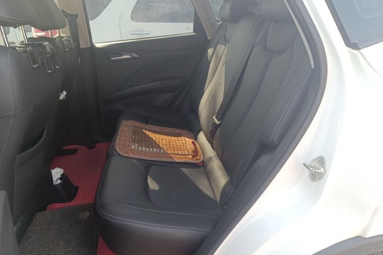 Used NETA V 2021 Long-Range Entertainment Edition Left Rear Seat