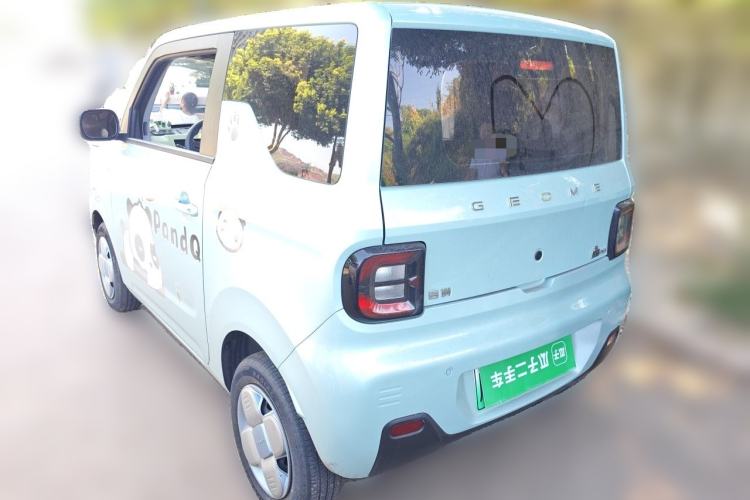 Used Geely Galaxy Panda 2023 Panda Mini 200km Endurance Bear