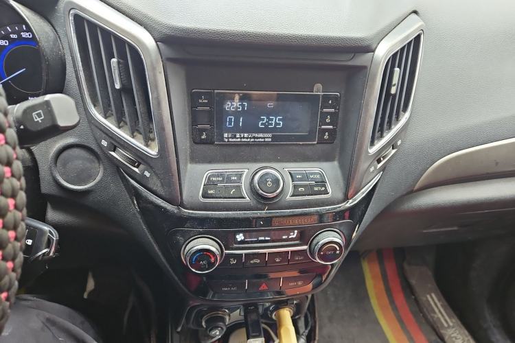 Used Changan CS15 2016 1.5L Manual Fashion Edition