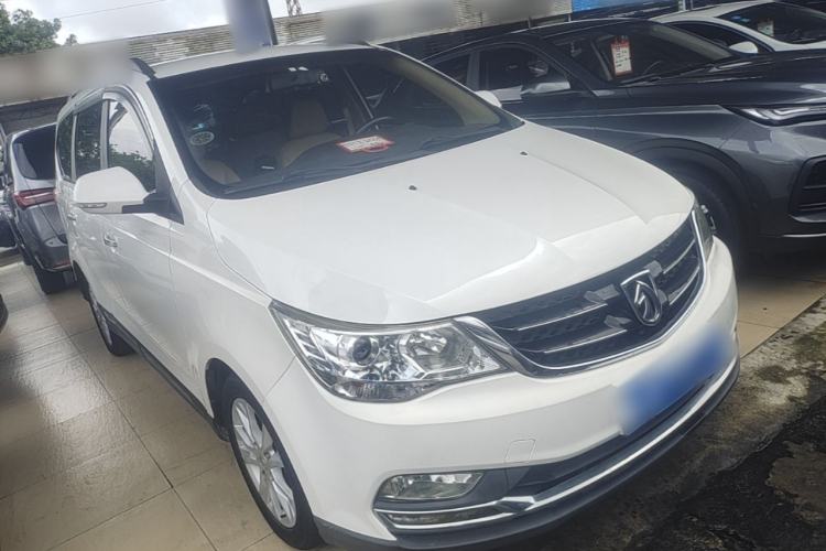 Used Baojun 730 2016 1.5L Manual Comfort Version 7 Seats China V Emission Standard

