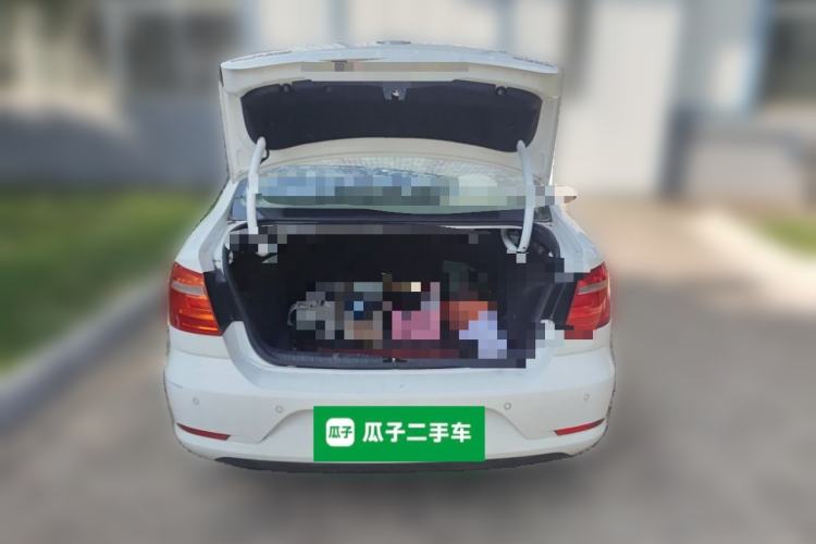 Used Volkswagen Bora 2015 Value Edition 1.6L Manual Fashionable Style