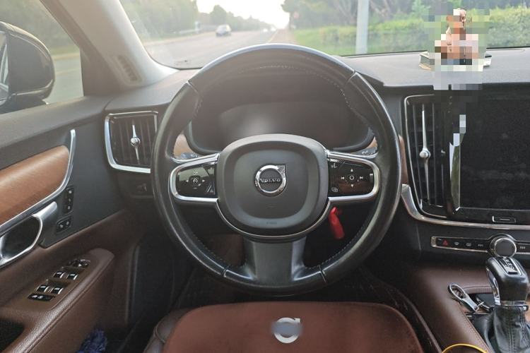 Used Volvo S90 2020 T5 Zhiyi Luxury Edition
