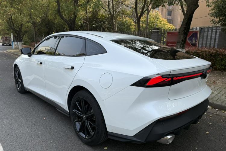 Used CHANGAN UNI-V 2023 1.5T Premium Model