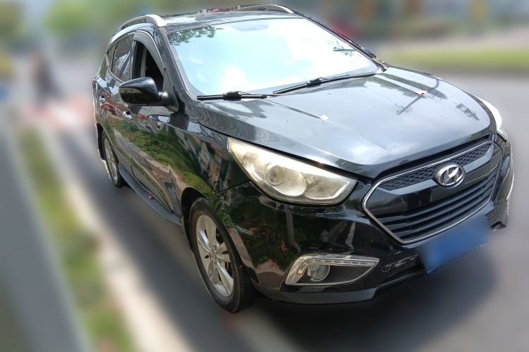 Used Hyundai ix35 2013 2.0L Automatic Two-Wheel Drive Smart GLS China IV Standard Front Right 45 Deg