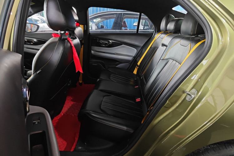 Used GAC Trumpchi EMPOW 2021 270T DCT J15 Version Left Rear Seat