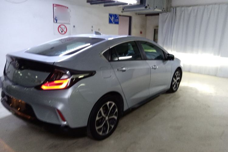 Used Buick VELITE 5 2017 Stylish Extended-Range Model