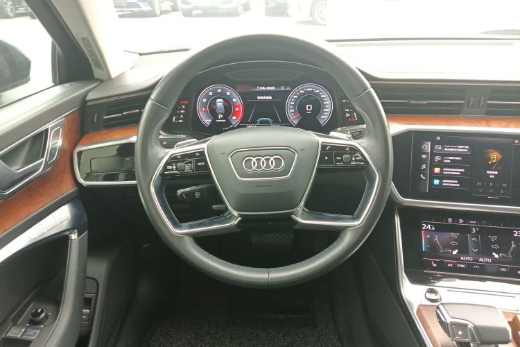 Used Audi A6 2021 allroad quattro Explorer 55 TFSI Prestige Off-Road Model
