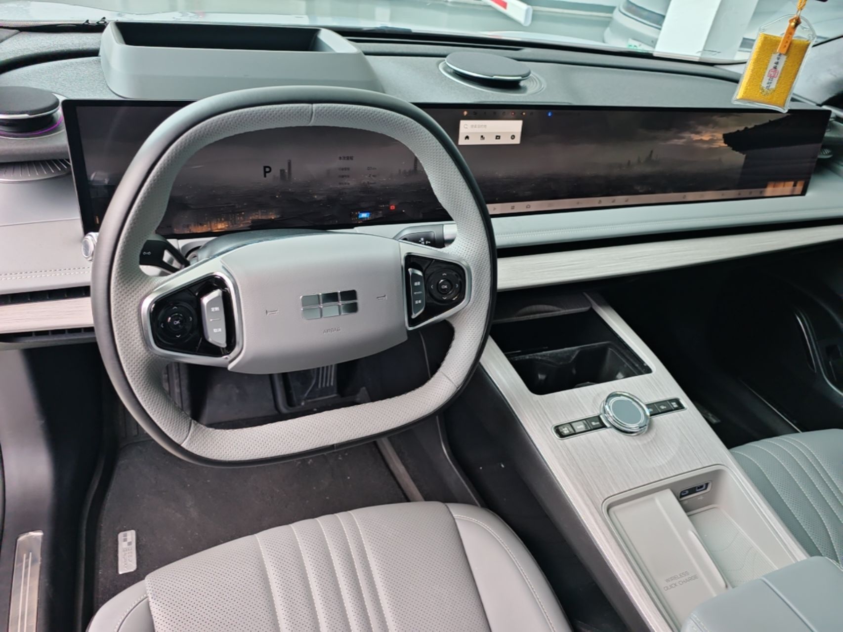 Geely Galaxy E8 2024 550 km Range Rear-Drive MAX — снимка 12