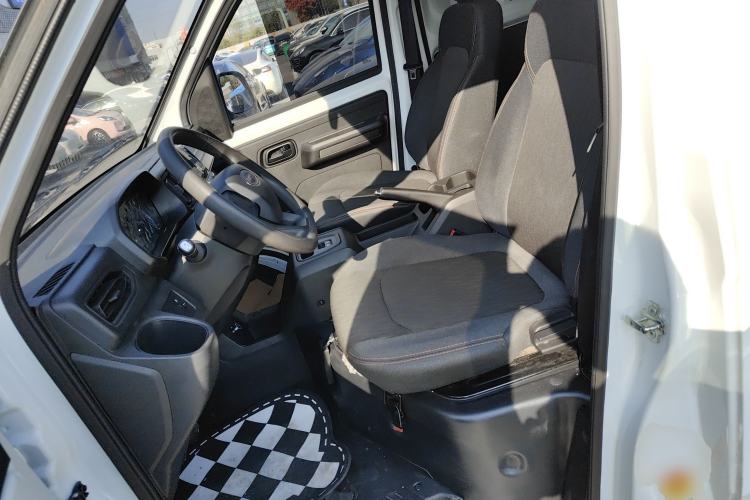 Used Karry Jiangtun E7 2024 Mingchuang 6-Seater Version
