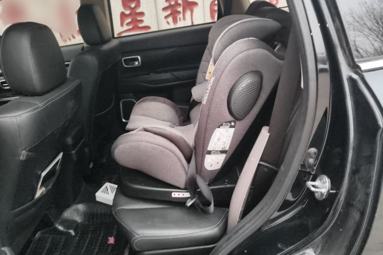 Used Mitsubishi Outlander 2018 2.0L Two-Wheel Drive Glory Edition 5 Seats