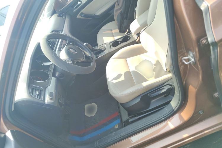 Used Volkswagen Lamando 2019 230TSI DSG Fashion Edition China V Standard Left Front Seat