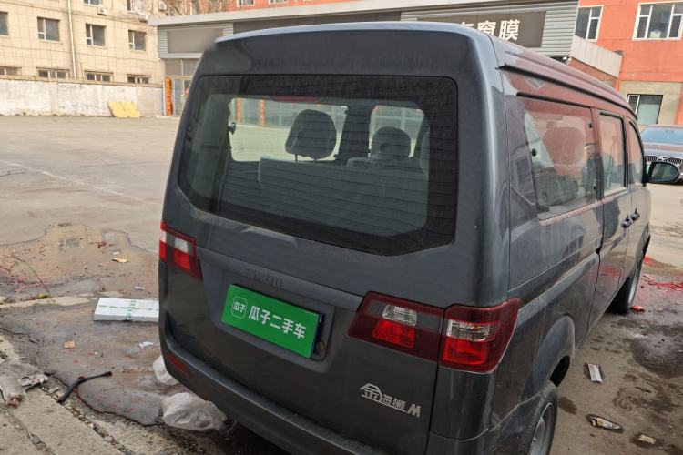 Used Jinbei Gold Hiace M Classic 2024 1.5L Engineering Lion Passenger Van 7 Seats