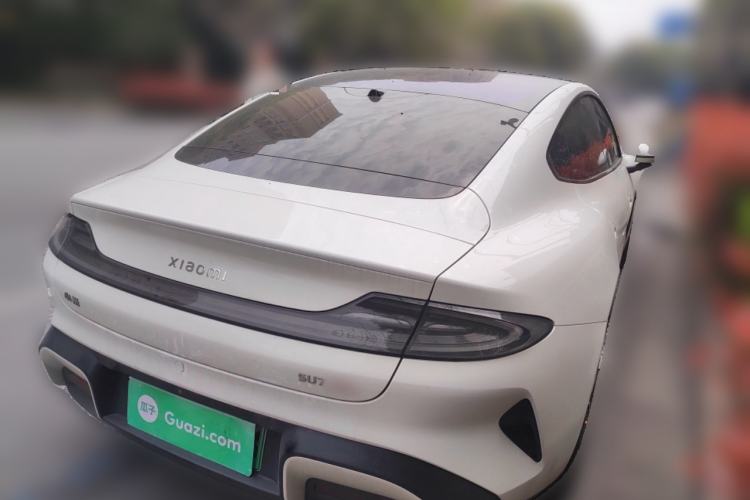 Used Xiaomi Auto SU7 2024 Four-Wheel Drive Ultra-Long Range Advanced Intelligent Driving Max Edition

