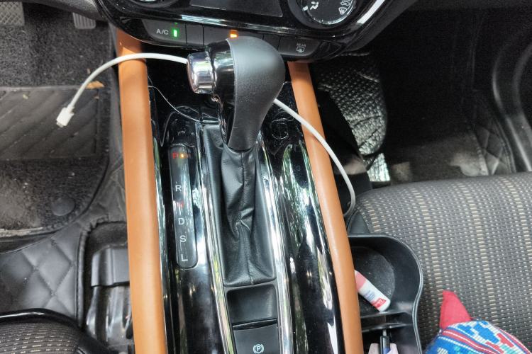 Used Honda Vezel 2017 1.8L CVT Front-Wheel Drive Pioneer Edition
