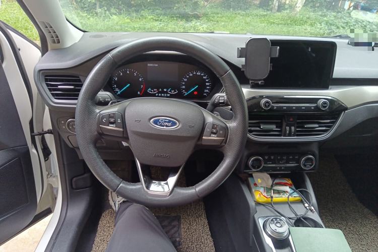 Used Ford Focus 2019 Sedan EcoBoost 180 Automatic Trend Edition
