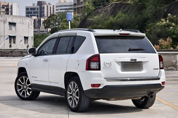 Used Jeep Compass 2014 2.4L four-wheel drive luxury version