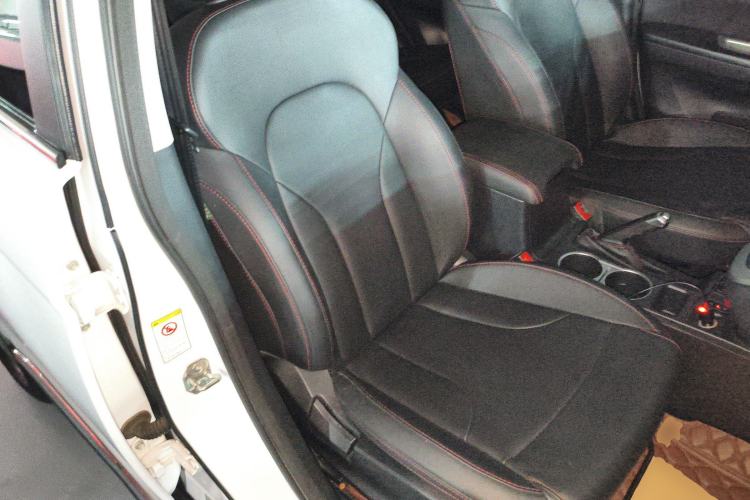 Used Haval H6 2017 Red-Label Sport Edition 1.5T Automatic Two-Wheel Drive Luxury Model
