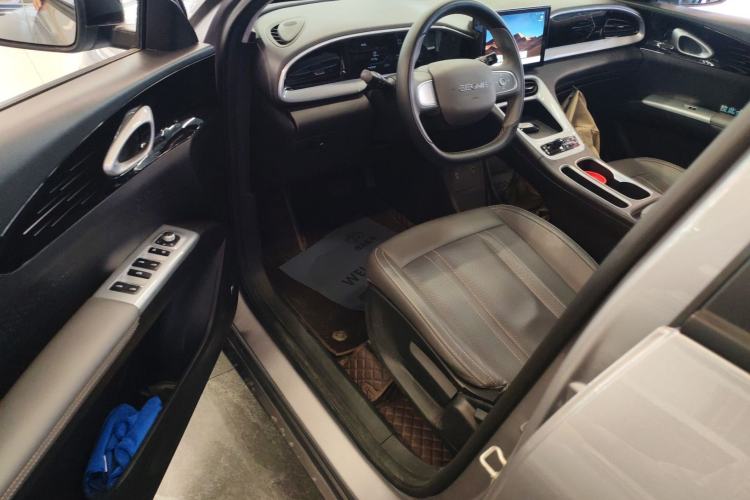 Used Geely Galaxy Geome 2025 410 km Free Version