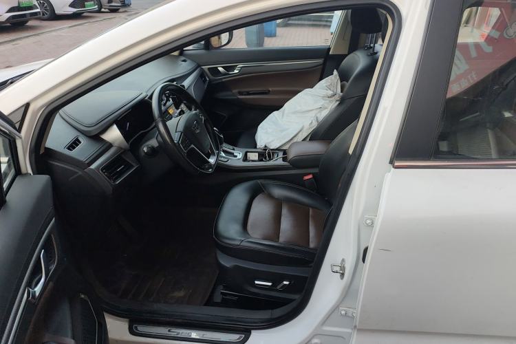 Used Geely Auto Emgrand GS 2017 Sport Edition 1.3T Automatic Smart Connectivity Model Left Front Seat