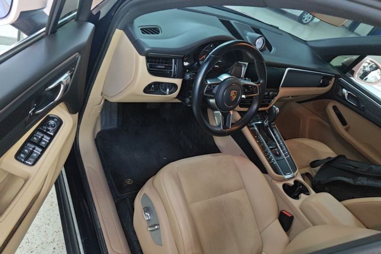 Used Porsche Macan 2018 Macan 2.0T
