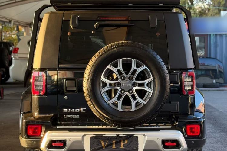 Used BAIC Off-Road BJ40 2023 2.0T Automatic Four-Wheel Drive Urban Hunter Edition Chivalrous Type
