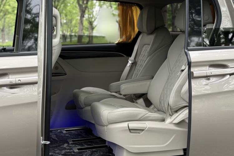 Used Buick GL8 2023 ES Lu Zun Comfort Model Interior 6