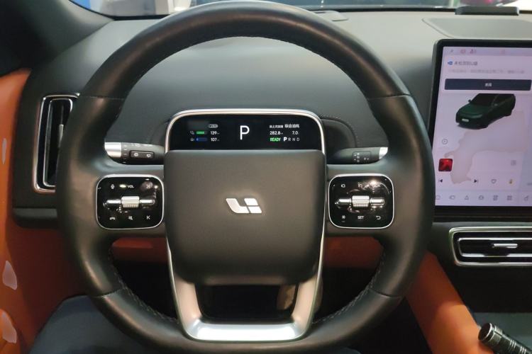 Used Li Auto L8 2023 Pro Model
