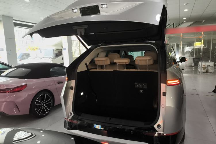 Used XPeng X9 2024 610 Long-Range Pro