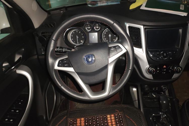 Used CHANGAN CS35 2016 1.6L Automatic Luxury Model China IV Standard