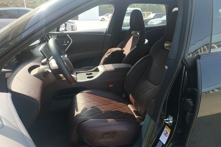 Used Avatr 11 2025 Year Updated Max Extended-Range Version Left Front Seat