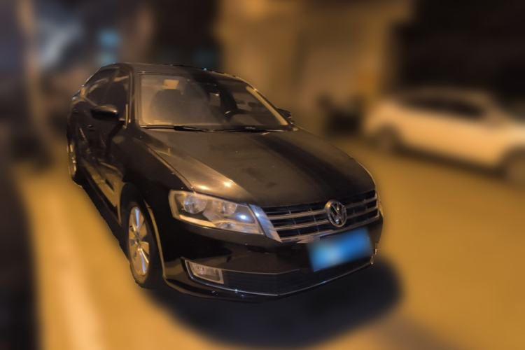 Used Volkswagen Lavida 2013 Restyled Classic 1.6L Automatic Comfort Edition Front Right 45 Deg