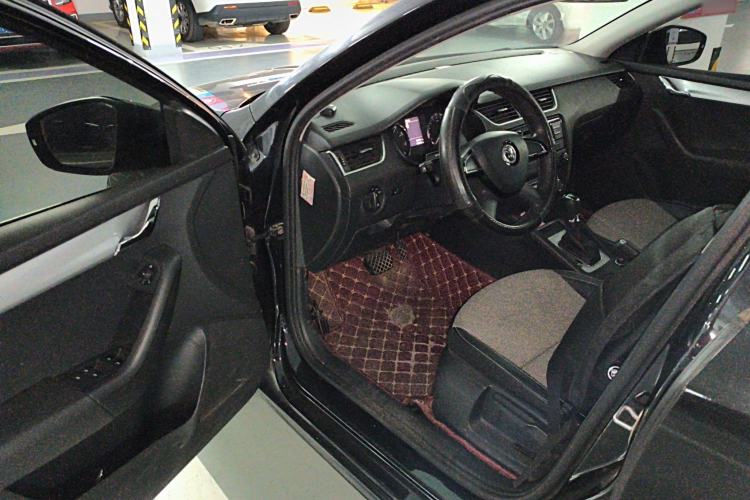 Used Skoda Octavia 2016 1.6L Automatic Chuanxing Edition