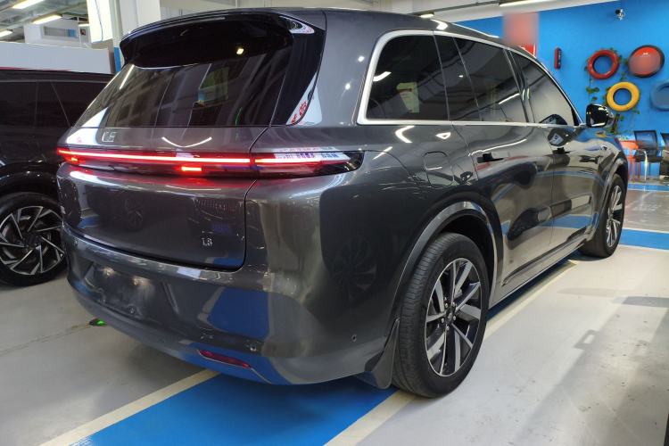 Used Li Auto L8 2023 Air model Rear Right 45 Deg