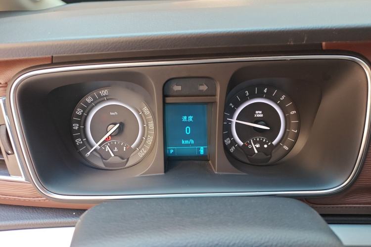 Used Buick GL8 2018 28T Luxury Model China VI Standard