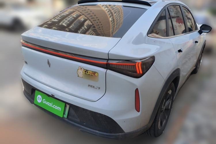 Used Livan Livan 7 2023 605 km ZHU FENG