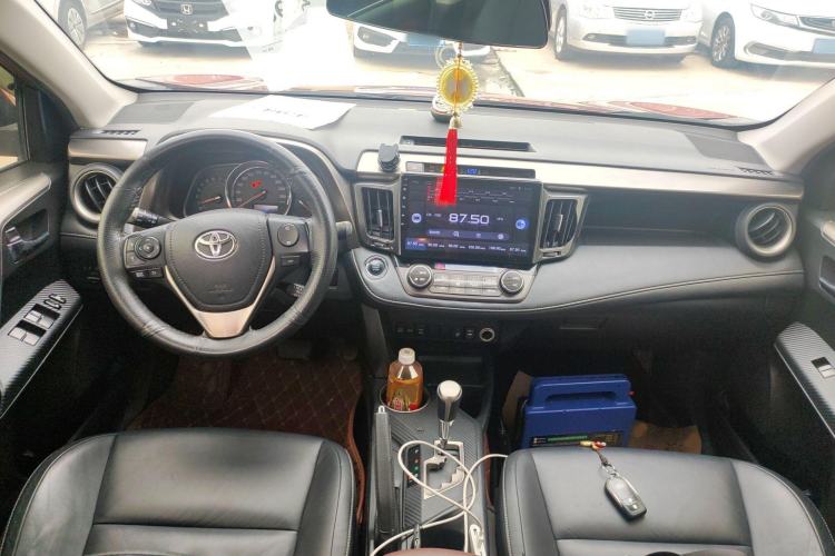 Used Toyota RAV4 2013 2.0L CVT Four-Wheel Drive New Edition
