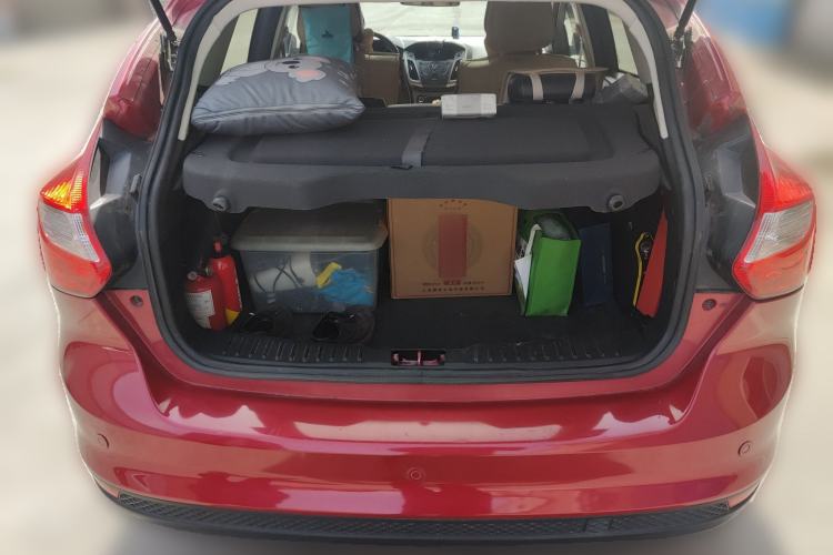 Used Ford Focus 2012 Hatchback 1.6L Manual Fashion Edition
