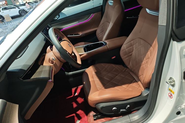 Used CHANGAN NEVO A07 2024 All-Electric "True Fragrance" Edition 710 Flagship Model Left Front Seat