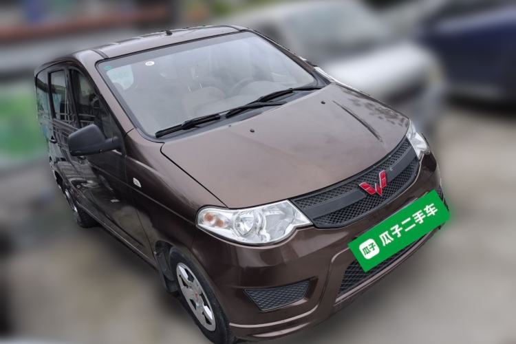 Used Wuling Hongguang  Front Right 45 Deg