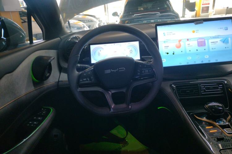 Used BYD Frigate 07 2023 DM-i 205KM Prestige Model
