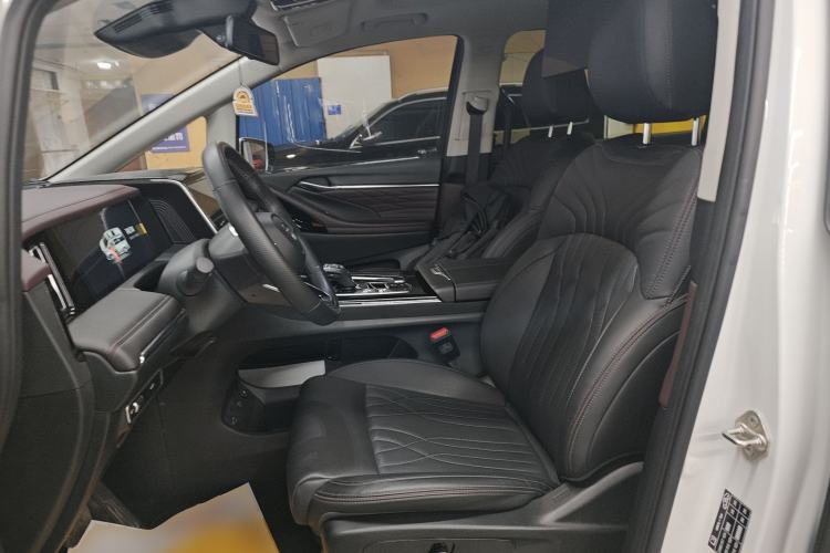 Used GAC Trumpchi M8 2024 Master Series 400T Prestige Edition