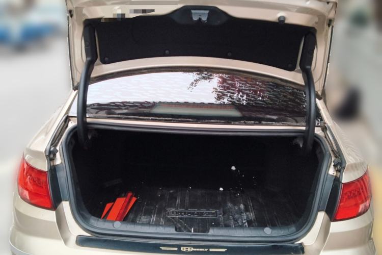 Used Geely Auto Emgrand GL 2017 1.8L Manual Elite Model
