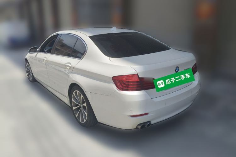 Used BMW 5 Series 2014 528Li Leading Model
