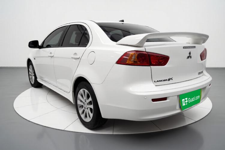 Used Mitsubishi Lancer EX 2011 Fashion Edition 1.8L Manual Smart Type Exterior 3